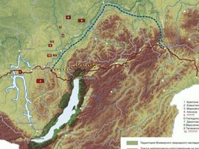 Карта ВСТО (красная линия - трасса нефтепровода, представленная на экспертизу в 2005 году, синяя - вариант обвода). Фото с сайта community.livejournal.com/no_baikal_pipe (с)