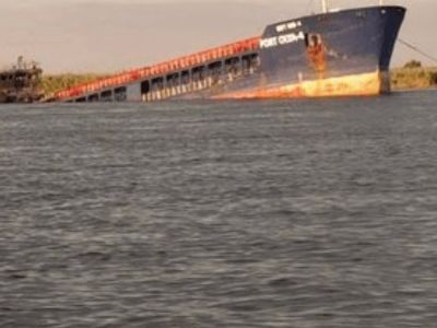 Подтопленное судно "Порт Оля 4". Фото: marinetraffic.com Подтопленное судно "Порт Оля 4". Фото: marinetraffic.com